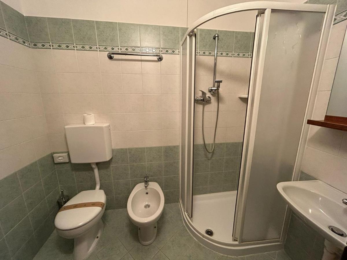 לאזיסה Albergo Da Pina מראה חיצוני תמונה