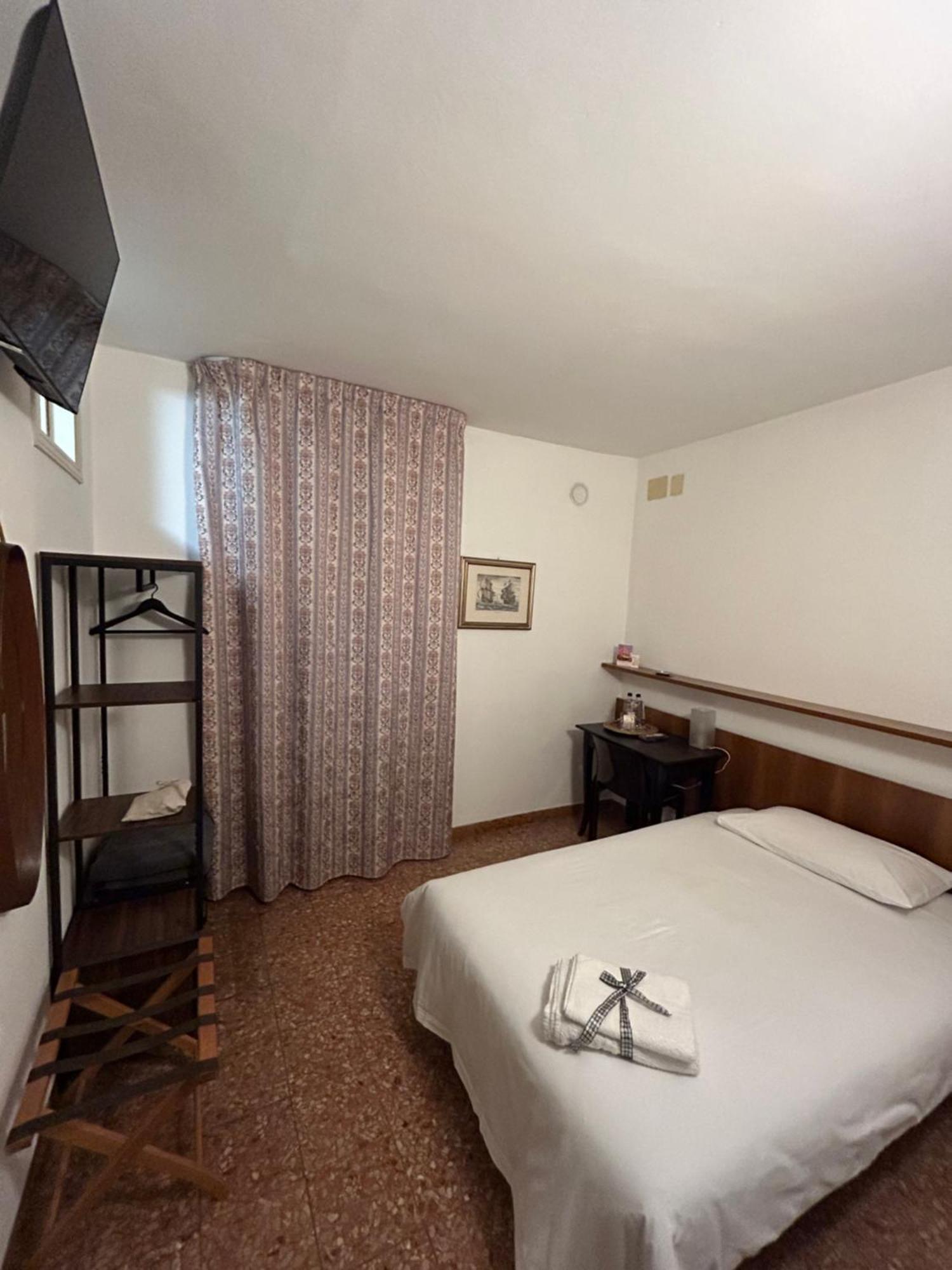 לאזיסה Albergo Da Pina מראה חיצוני תמונה